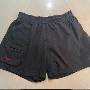 Men's Nike 5" Training Short Size Medium